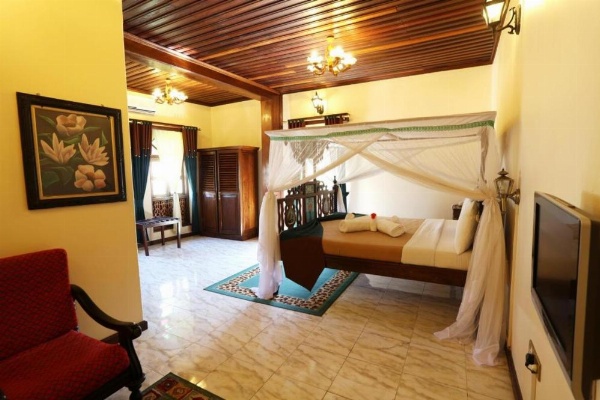 Tausi Palace Hotel image 8
